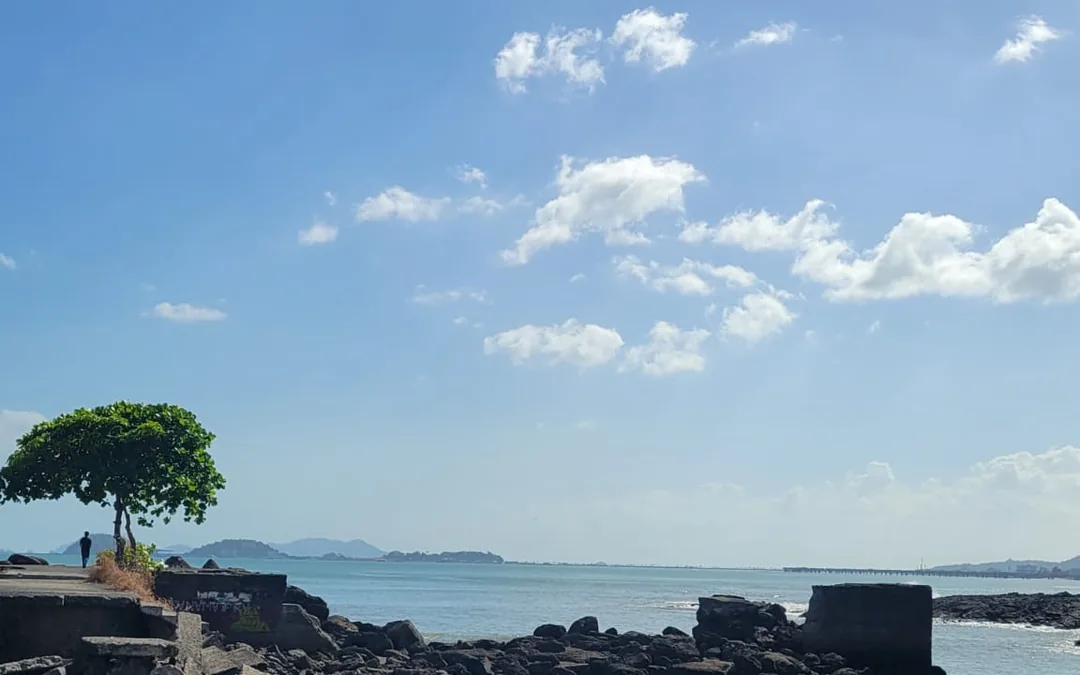 The Pacific coastline of Panama on the route from Panama City toward Santa Catalina